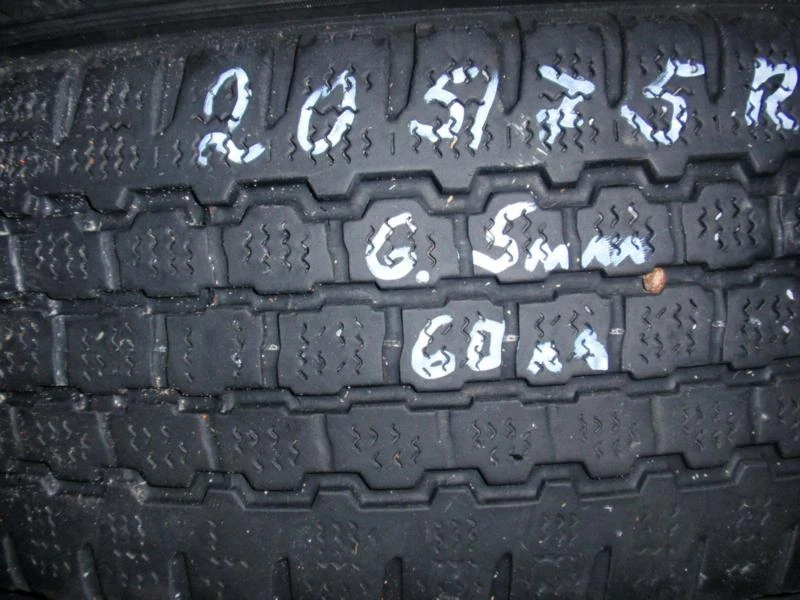 Гуми Всесезонни 205/65R16, снимка 5 - Гуми и джанти - 9108008