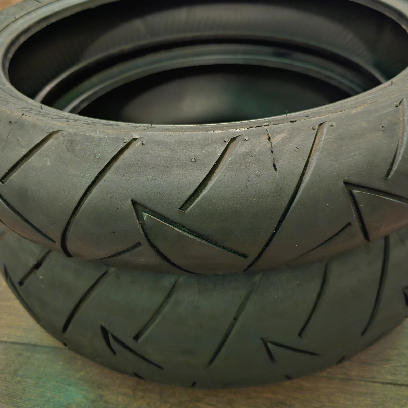  120/70 17 ZR | Mobile.bg   4