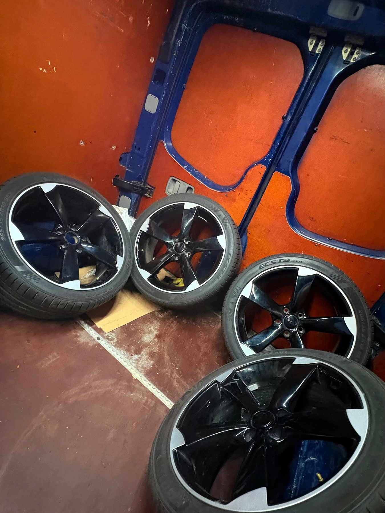    265/35R19  Audi | Mobile.bg   4