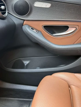 Mercedes-Benz C 300, снимка 10
