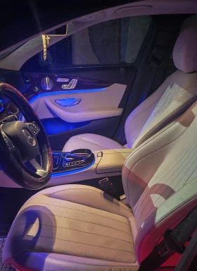 Mercedes-Benz E 300 AMG line, снимка 10
