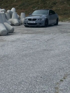 BMW 335 Е92 3.5д, снимка 2