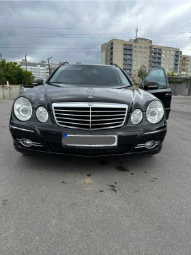  Mercedes-Benz E 320