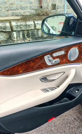 Mercedes-Benz E 300 AMG line, снимка 11