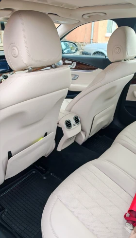 Mercedes-Benz E 300 AMG line, снимка 10