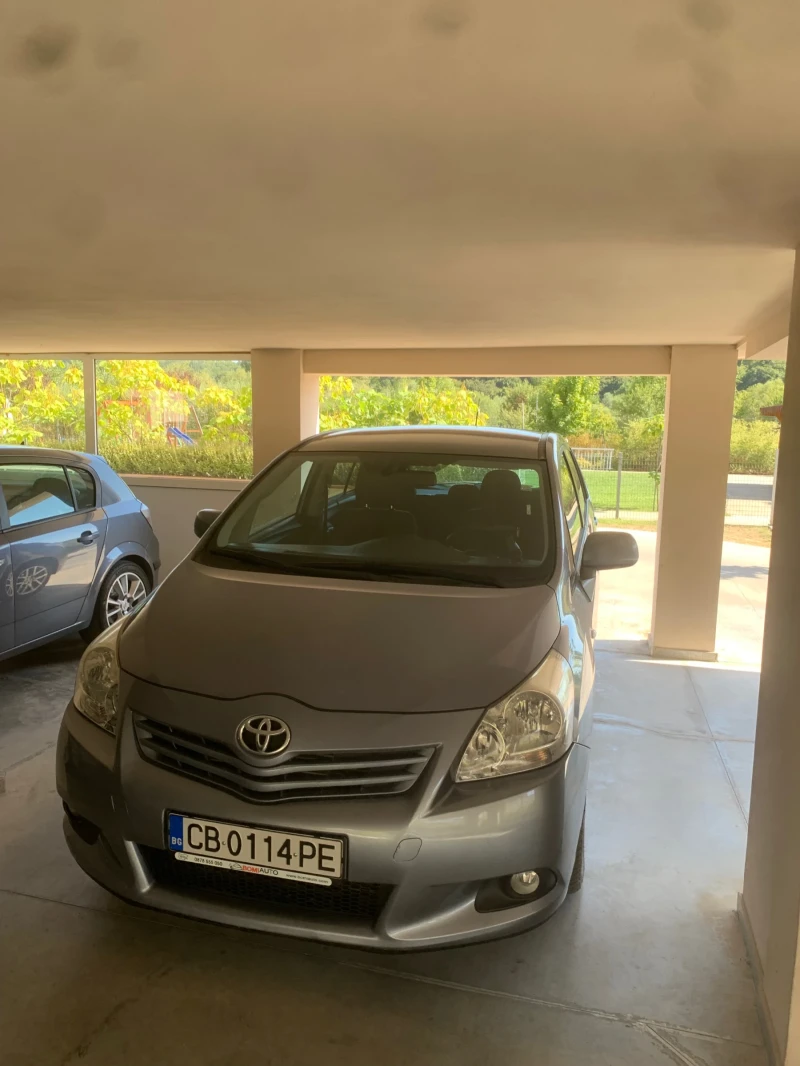 Toyota Verso 2.0 D4D -126, снимка 1 - Автомобили и джипове - 46887135