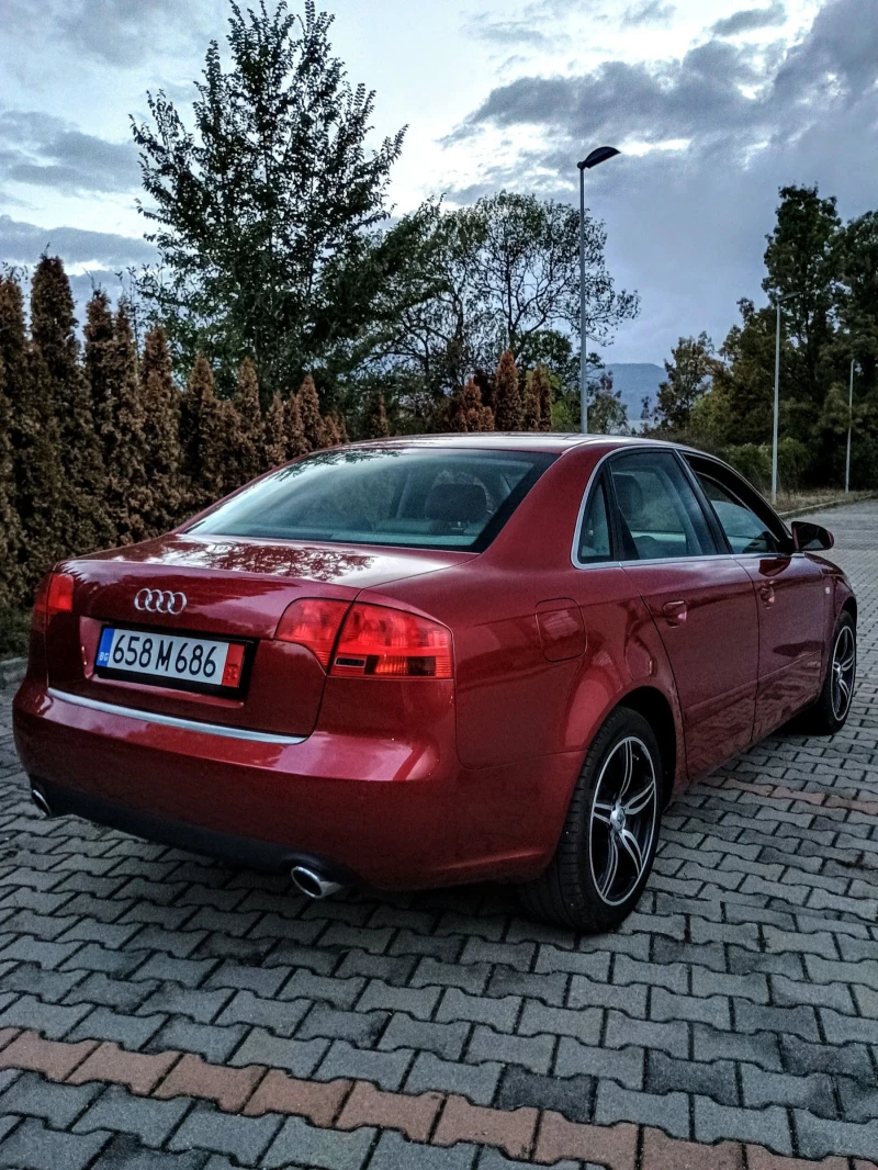 Audi A4 УНИКАТ 2.0Turbo 4x4 , снимка 4 - Автомобили и джипове - 47466272