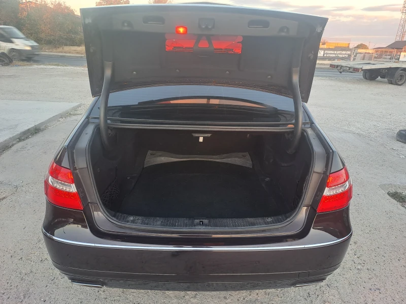 Mercedes-Benz E 500 550, 4MATIC, 388кс, ПАНОРАМА, снимка 8 - Автомобили и джипове - 47498107