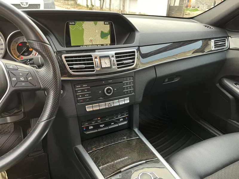 Mercedes-Benz E 350 4 matic, снимка 6 - Автомобили и джипове - 47765623