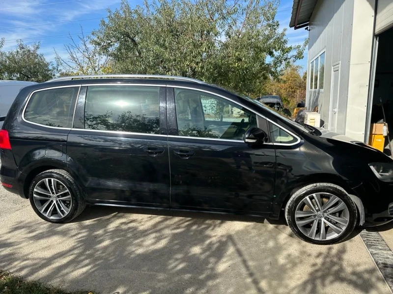 VW Sharan, снимка 4 - Автомобили и джипове - 48139523