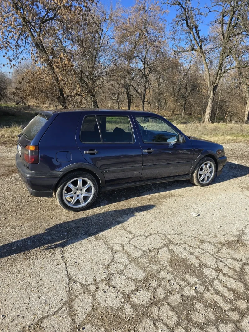 VW Golf 2.0 GTI     Газов Инжекцион, снимка 3 - Автомобили и джипове - 48505407