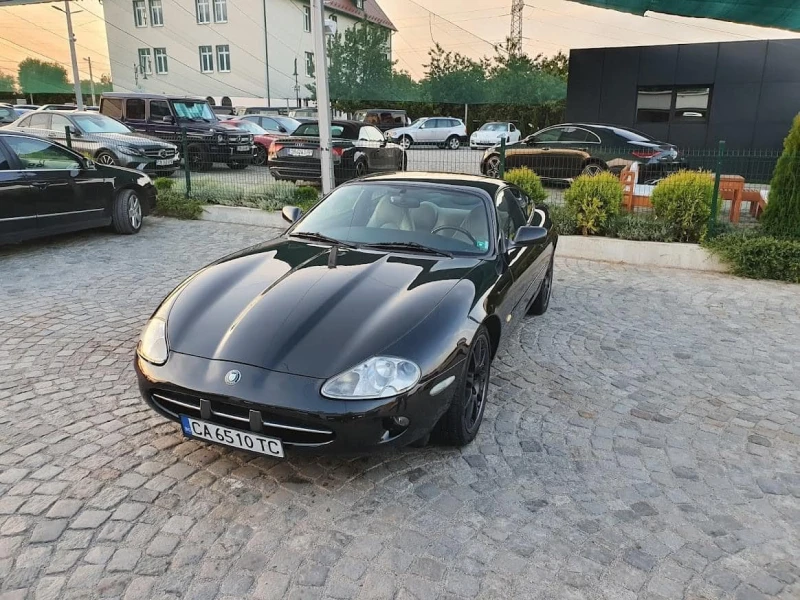 Jaguar Xk8 LPG - капарирана, снимка 3 - Автомобили и джипове - 49060933