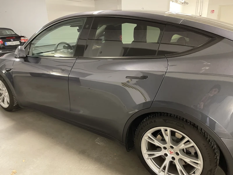 Tesla Model Y Long Range 4x4, снимка 2 - Автомобили и джипове - 49240827