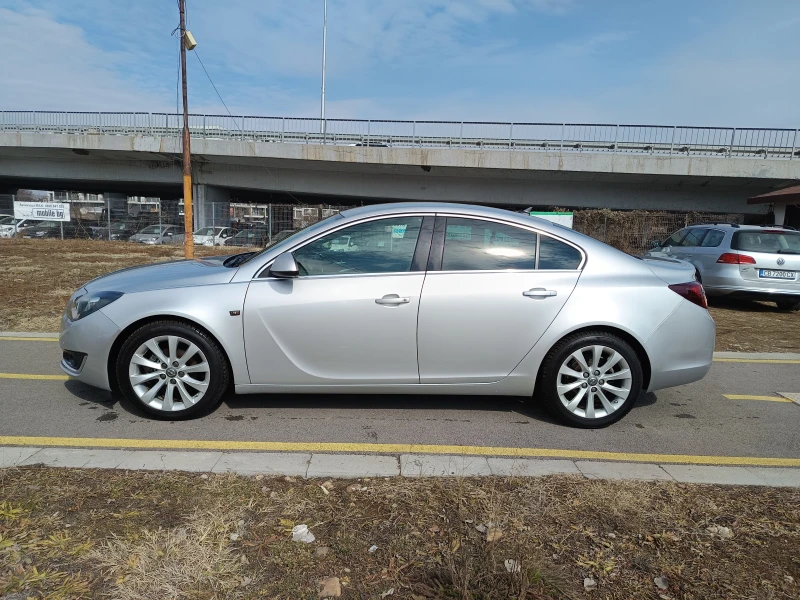 Opel Insignia 2.0D, снимка 7 - Автомобили и джипове - 49289963