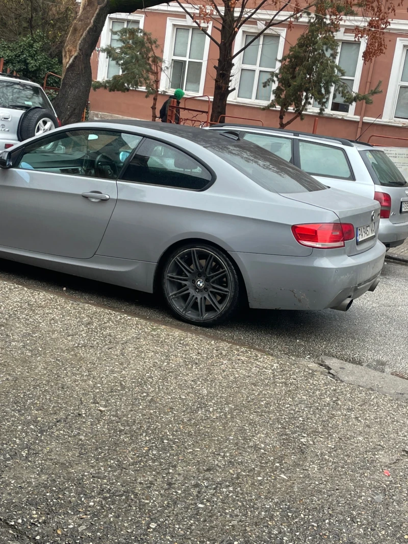 BMW 335 Е92 3.5д, снимка 4 - Автомобили и джипове - 49383175