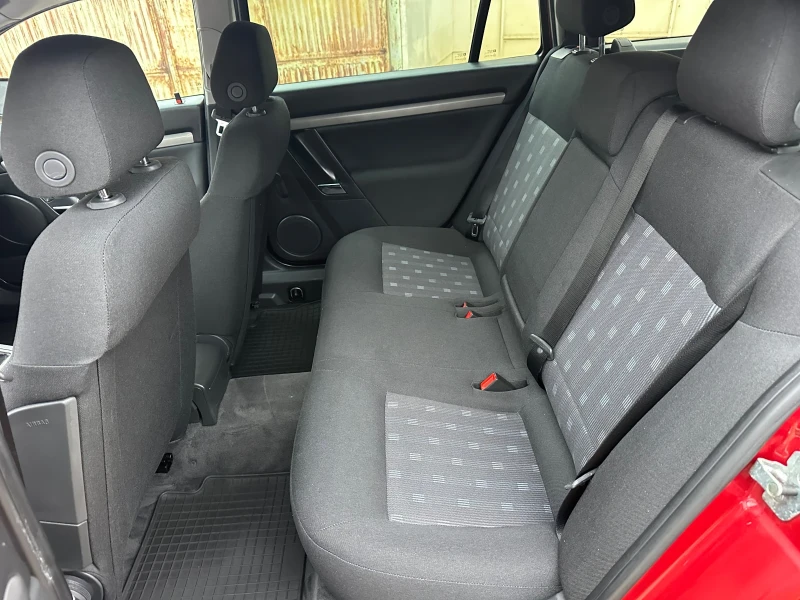 Opel Vectra 1.9 CDTI 101 kc, снимка 13 - Автомобили и джипове - 52672869