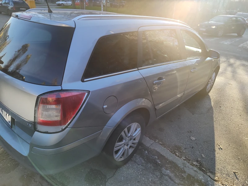 Opel Astra 1.6 COSMO/COMFORT, снимка 4 - Автомобили и джипове - 52744014