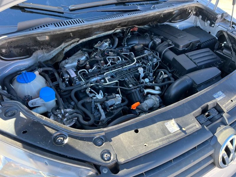 VW Caddy, снимка 5 - Автомобили и джипове - 52965984