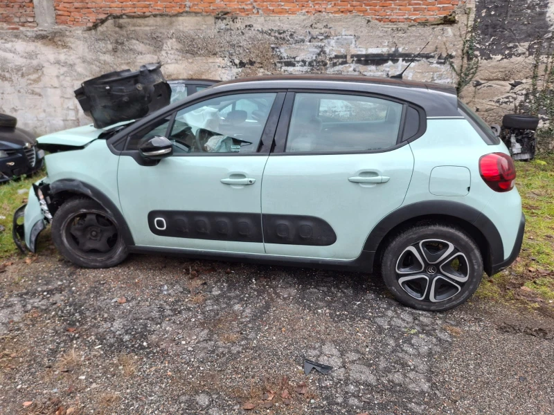 Citroen C3 1.2SHINE, снимка 5 - Автомобили и джипове - 53377631