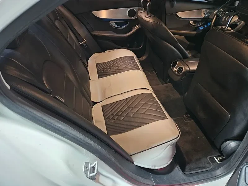 Mercedes-Benz C 220 Avantgarde, снимка 11 - Автомобили и джипове - 53071119