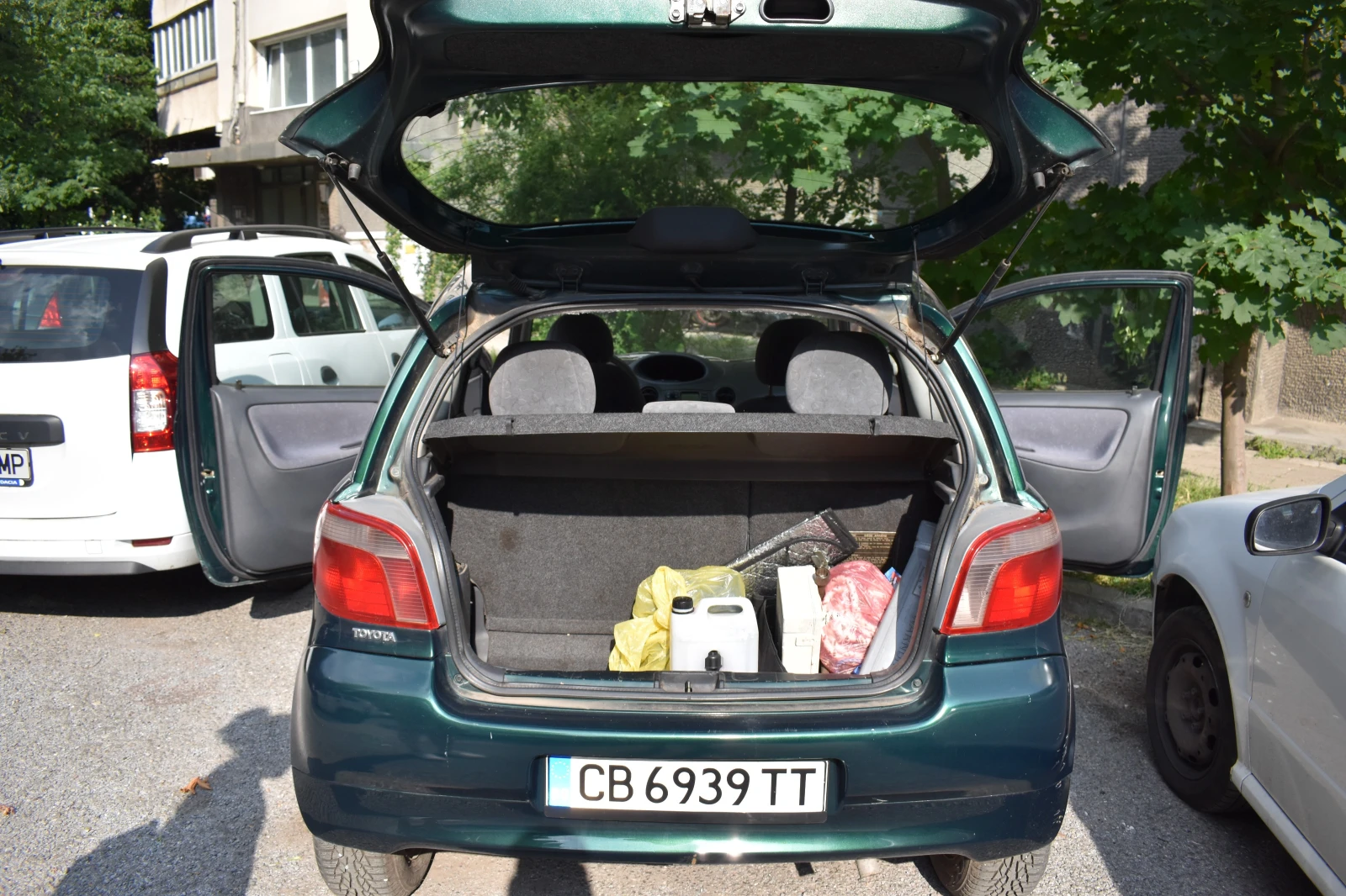 Toyota Yaris  - изображение 9