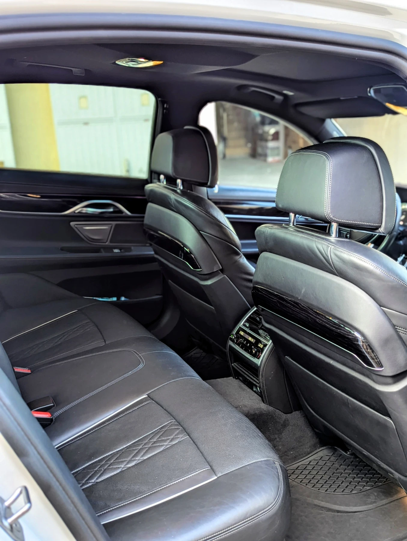 BMW 740 BMW 740 Xdrive Long - изображение 4