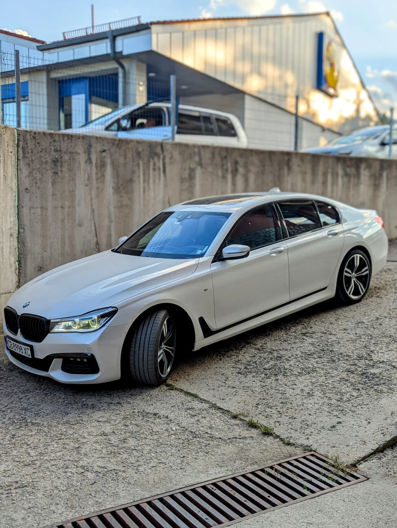 BMW 740 BMW 740 Xdrive Long - изображение 2