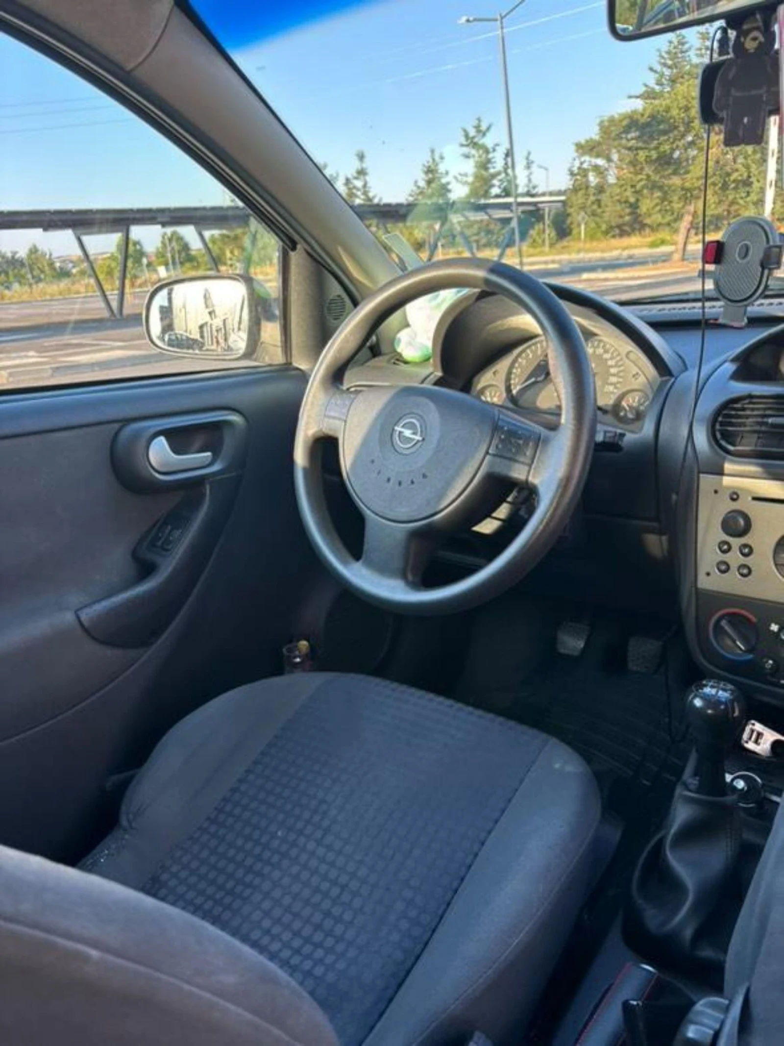 Opel Corsa 1.2 LPG  - изображение 8
