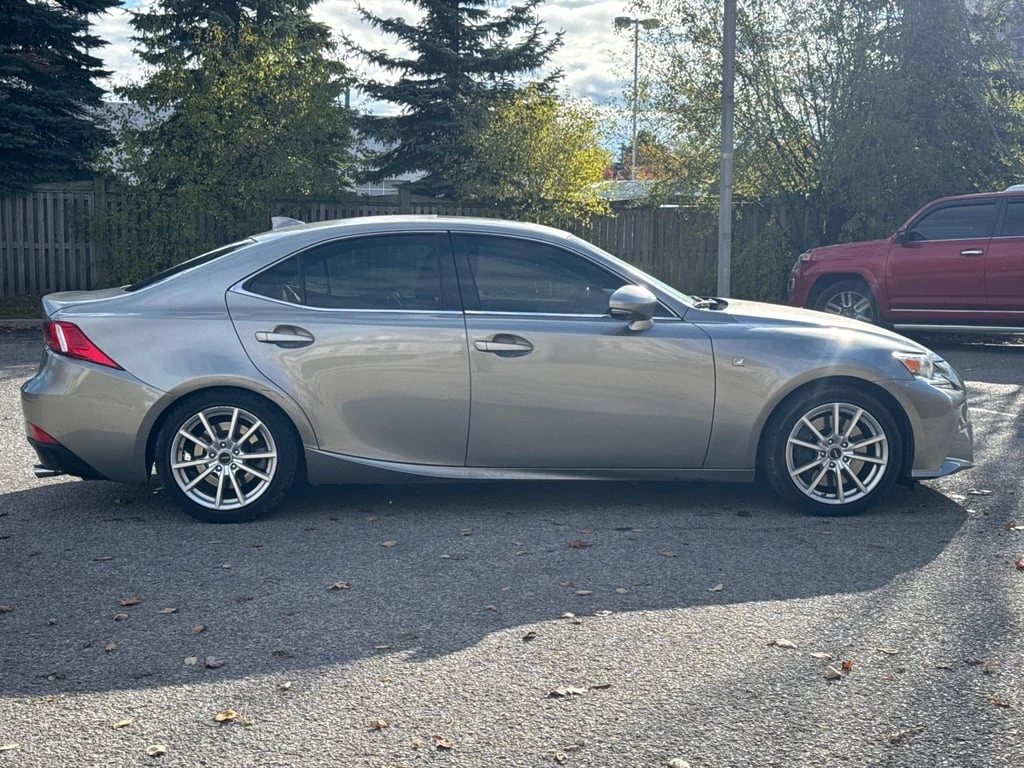 Lexus IS 300 * 4dr Sdn AWD * CARFAX *    | Mobile.bg   3