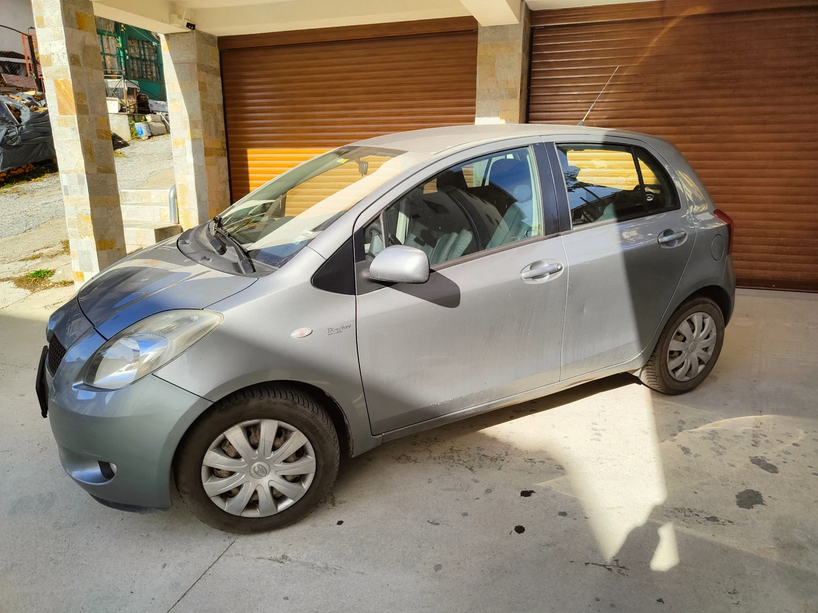 Toyota Yaris  - изображение 2