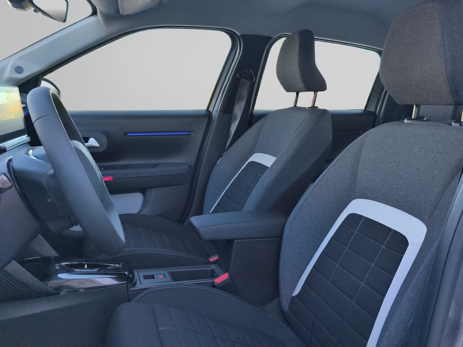 Citroen C3 PLUS HYBRID 110 Automatic E6 // 2504245 - изображение 9