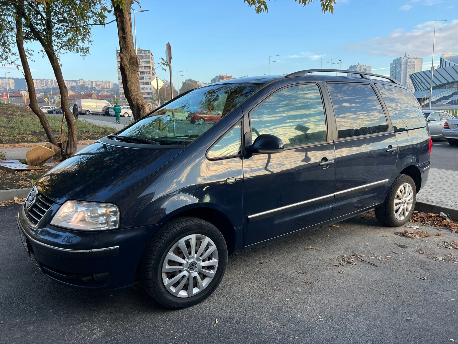 VW Sharan 2.0 TDI, BRT, Sport L4 - изображение 3