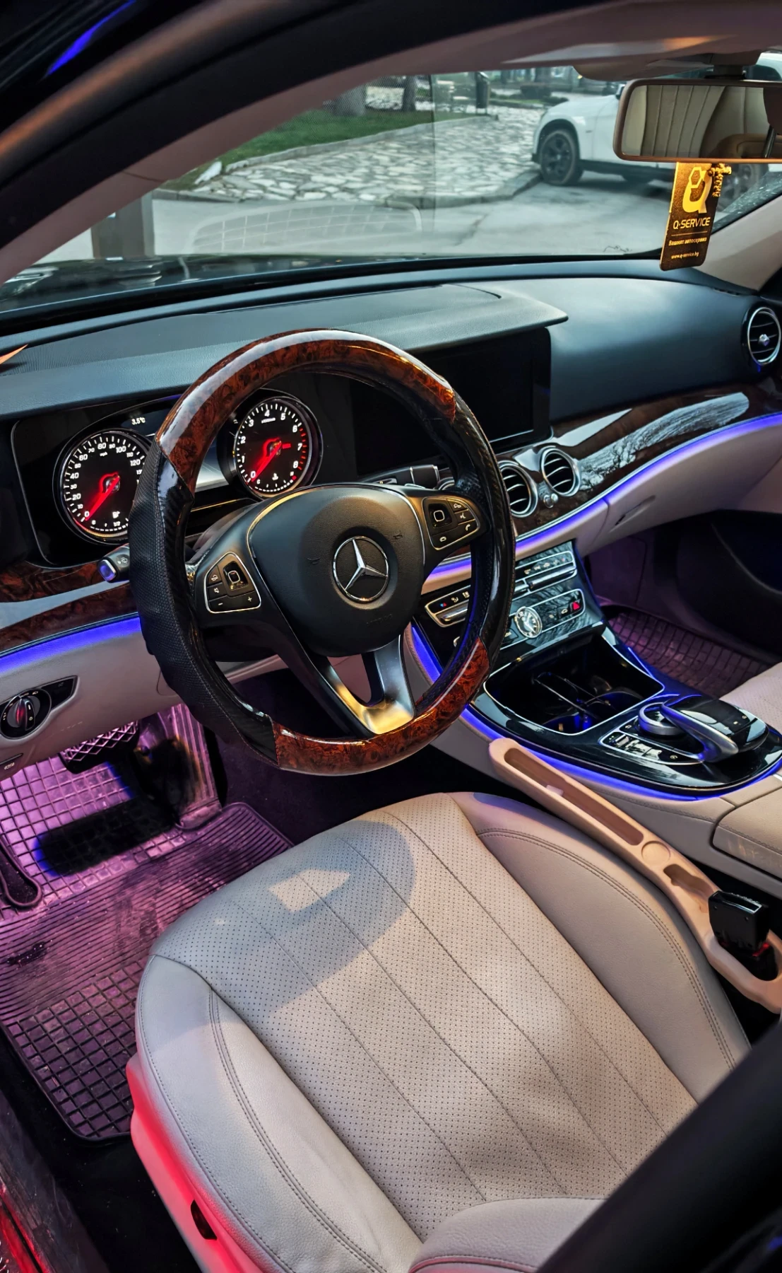 Mercedes-Benz E 300 AMG line - изображение 9