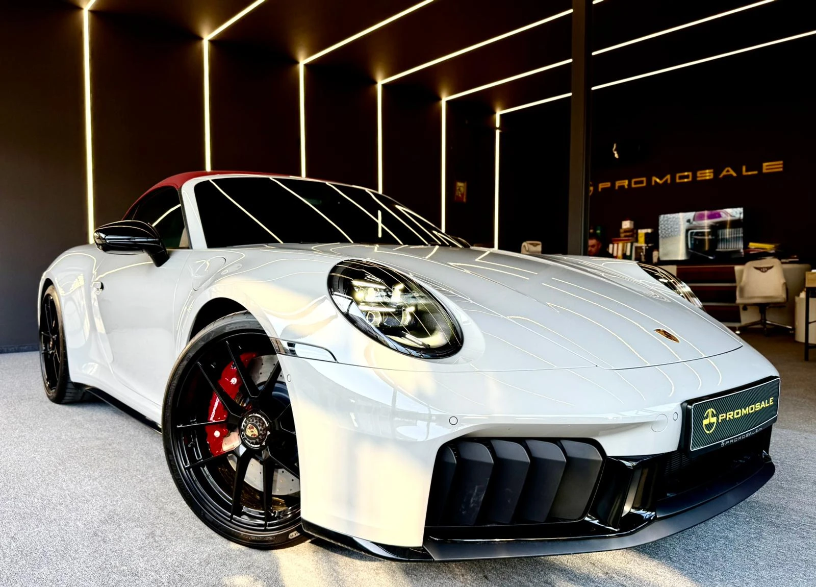 Porsche 911 Carrera GTS Cabriolet 992* Гаранционен* Лизинг