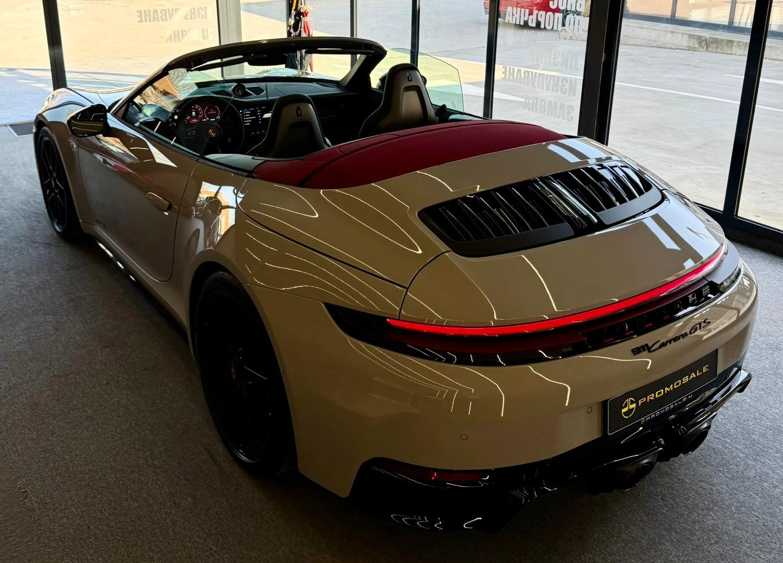 Porsche 911 Carrera GTS Cabriolet 992* Гаранционен* Лизинг, снимка 5 - Автомобили и джипове - 53982605