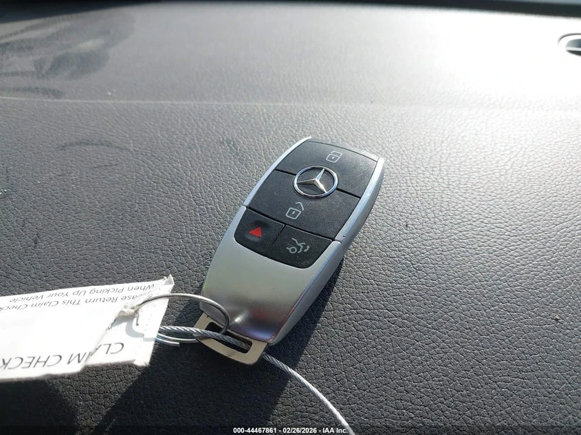 Mercedes-Benz A 220 2.0l 4Matic, снимка 11 - Автомобили и джипове - 54247768