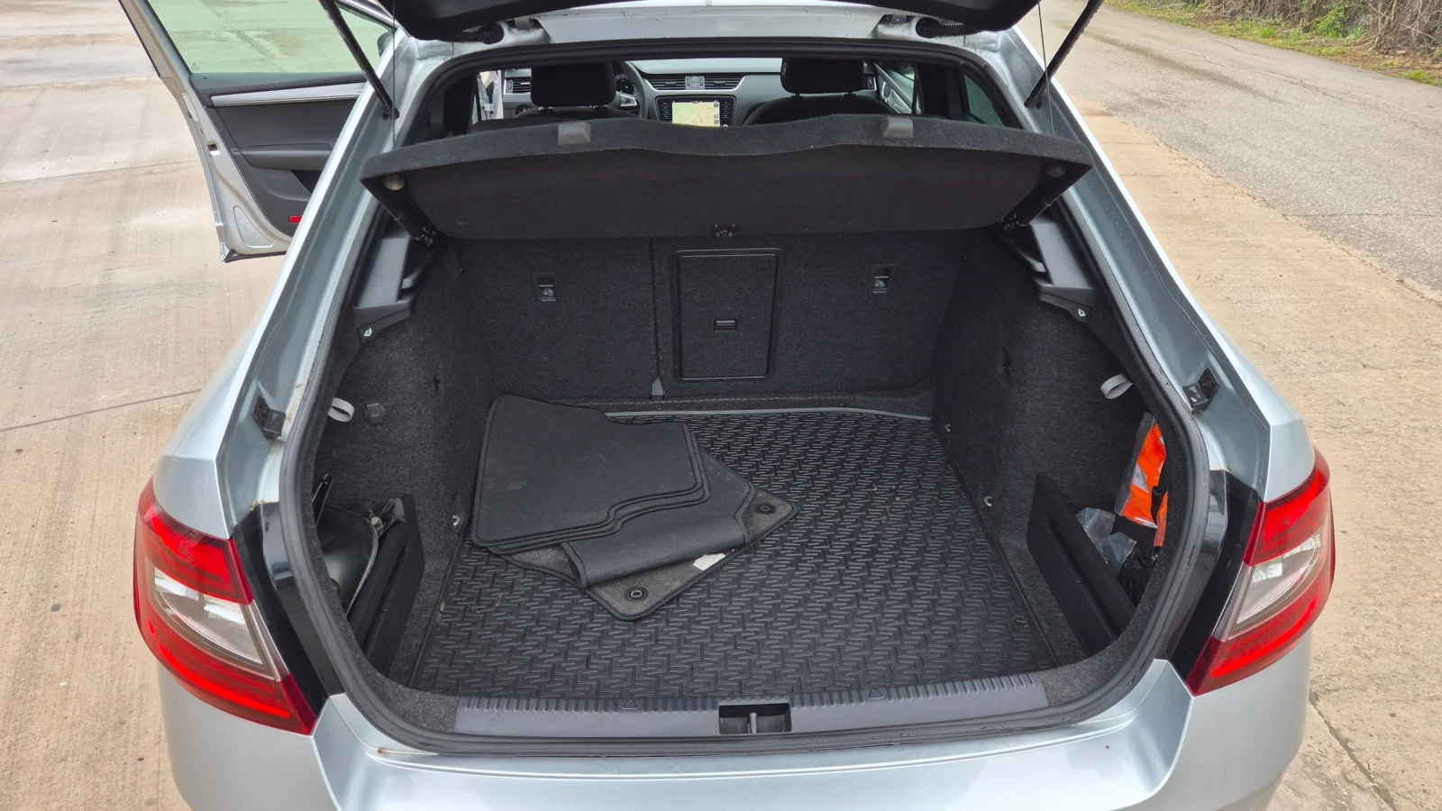 Skoda Octavia 2.0TDi* DSG* NAVI* LED*  | Mobile.bg � ����������� 14