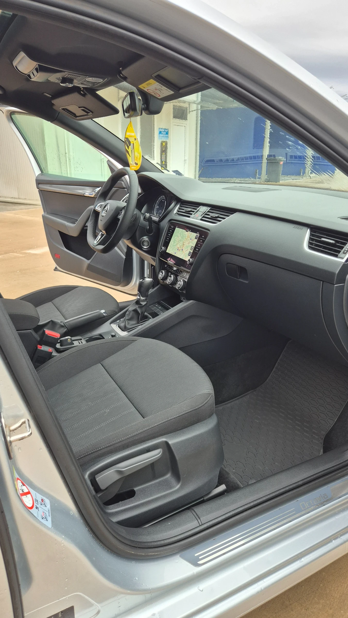 Skoda Octavia 2.0TDi* DSG* NAVI* LED*  | Mobile.bg � ����������� 11