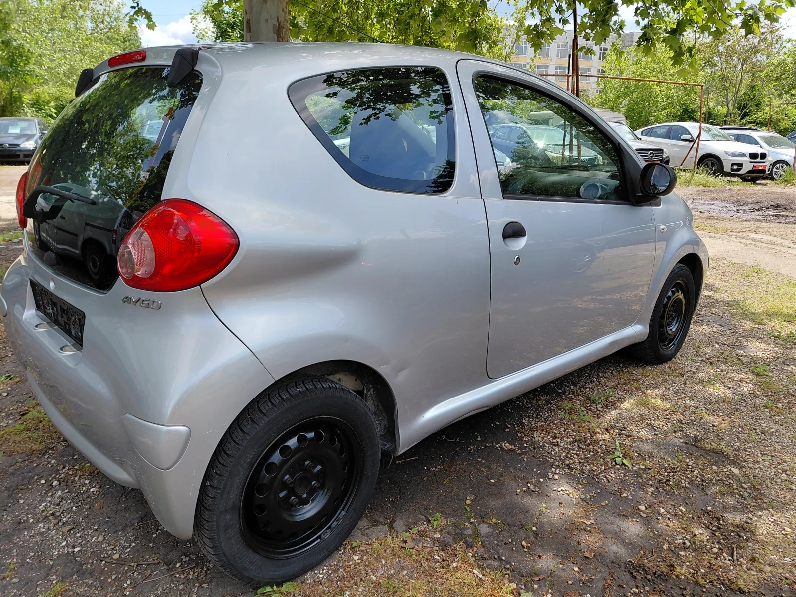 Toyota Aygo Бензин перфектен, снимка 5 - Автомобили и джипове - 54553077