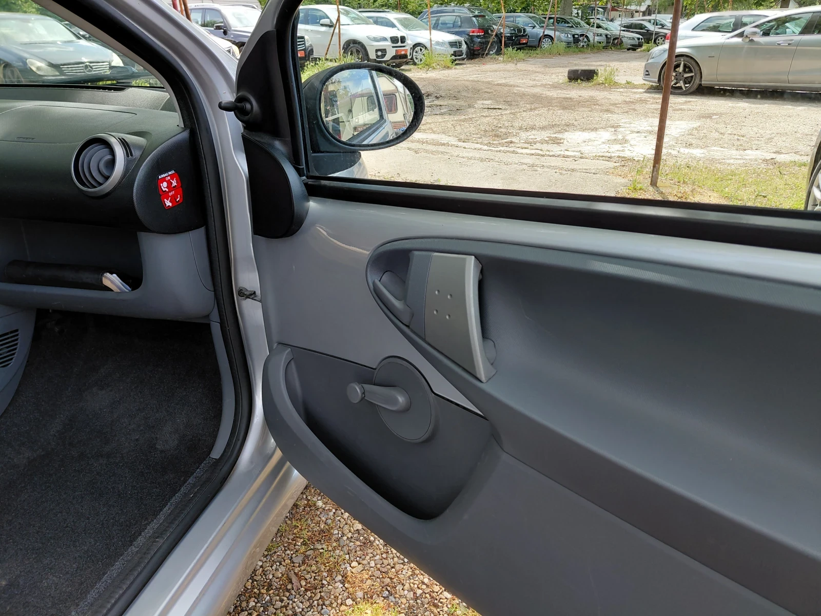 Toyota Aygo Бензин перфектен, снимка 12 - Автомобили и джипове - 54553077