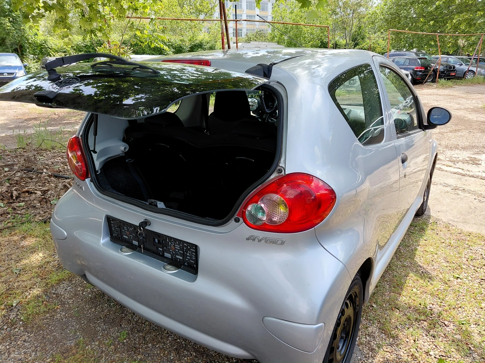 Toyota Aygo Бензин перфектен, снимка 17 - Автомобили и джипове - 54553077