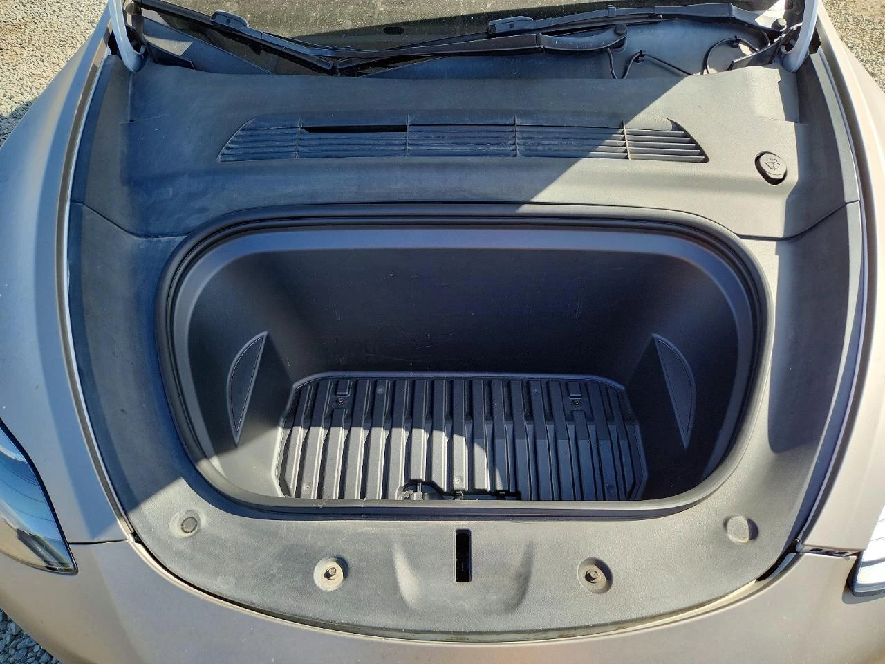 Tesla Model Y PERFORMANCE DUAL MOTOR AWD ����������*  | Mobile.bg � ����������� 12