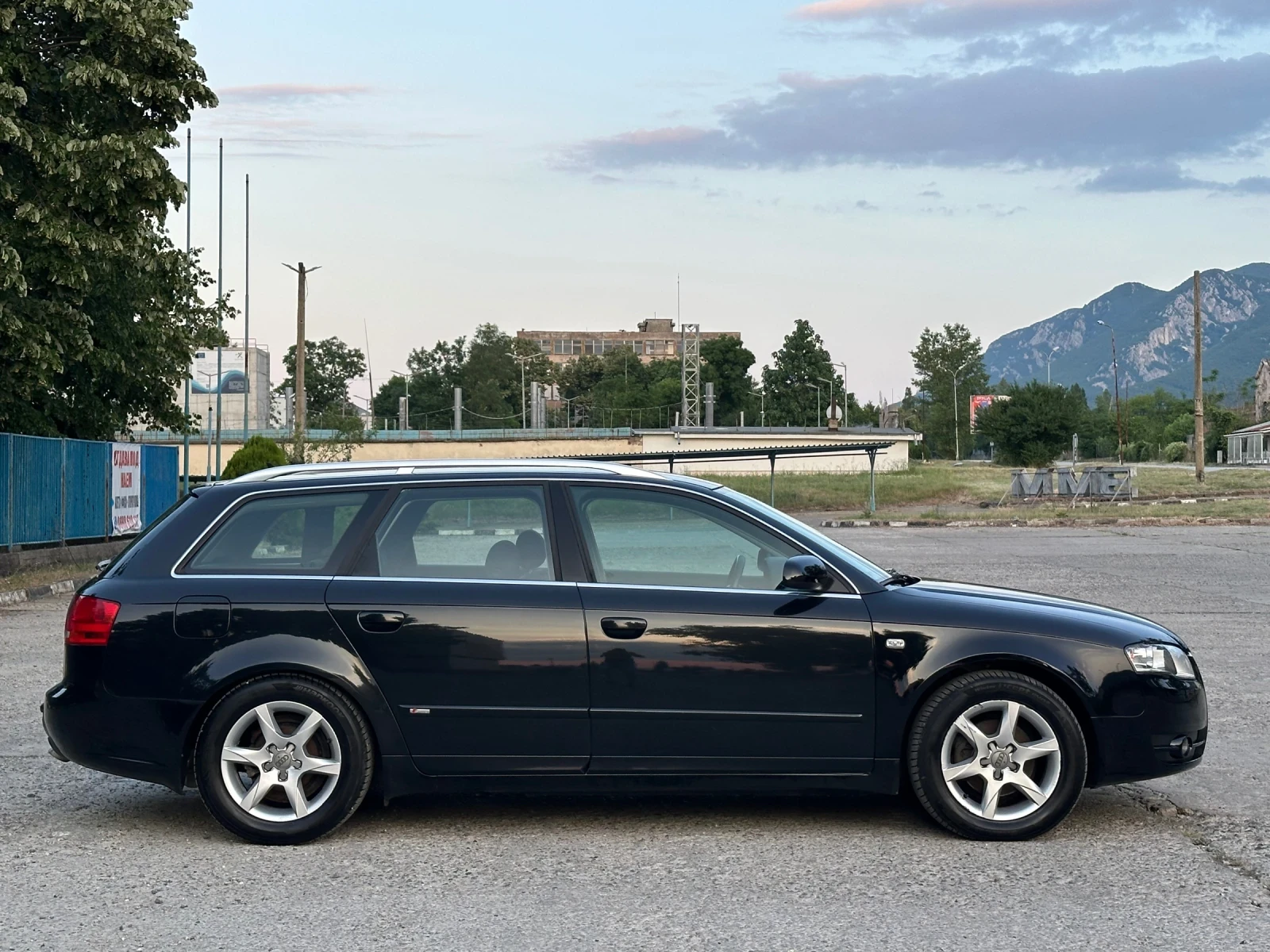Audi A4 2.0TDI Quattro S-Line, снимка 6 - Автомобили и джипове - 55107232
