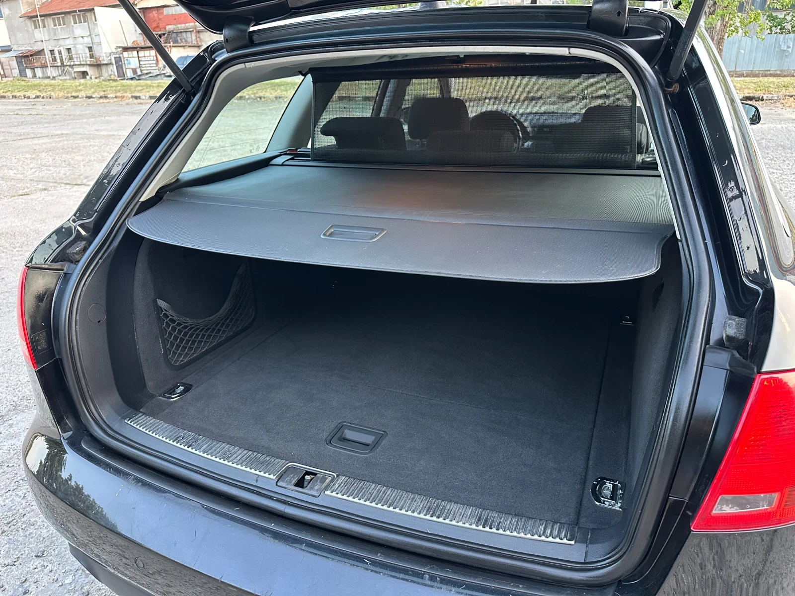 Audi A4 2.0TDI Quattro S-Line, снимка 16 - Автомобили и джипове - 55107232