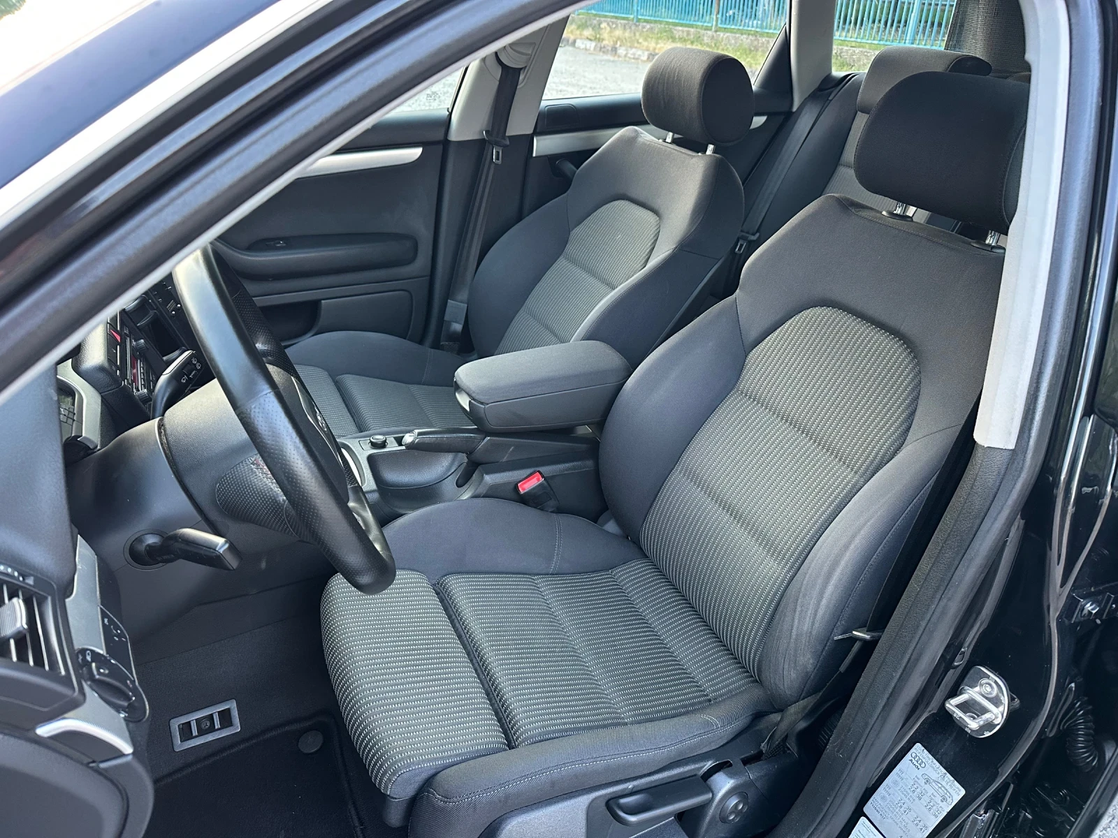 Audi A4 2.0TDI Quattro S-Line, снимка 10 - Автомобили и джипове - 55107232