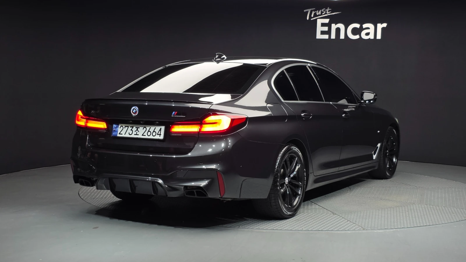 BMW 520 * Laser* Navi* HeadUp* Camera, снимка 4 - Автомобили и джипове - 55244859