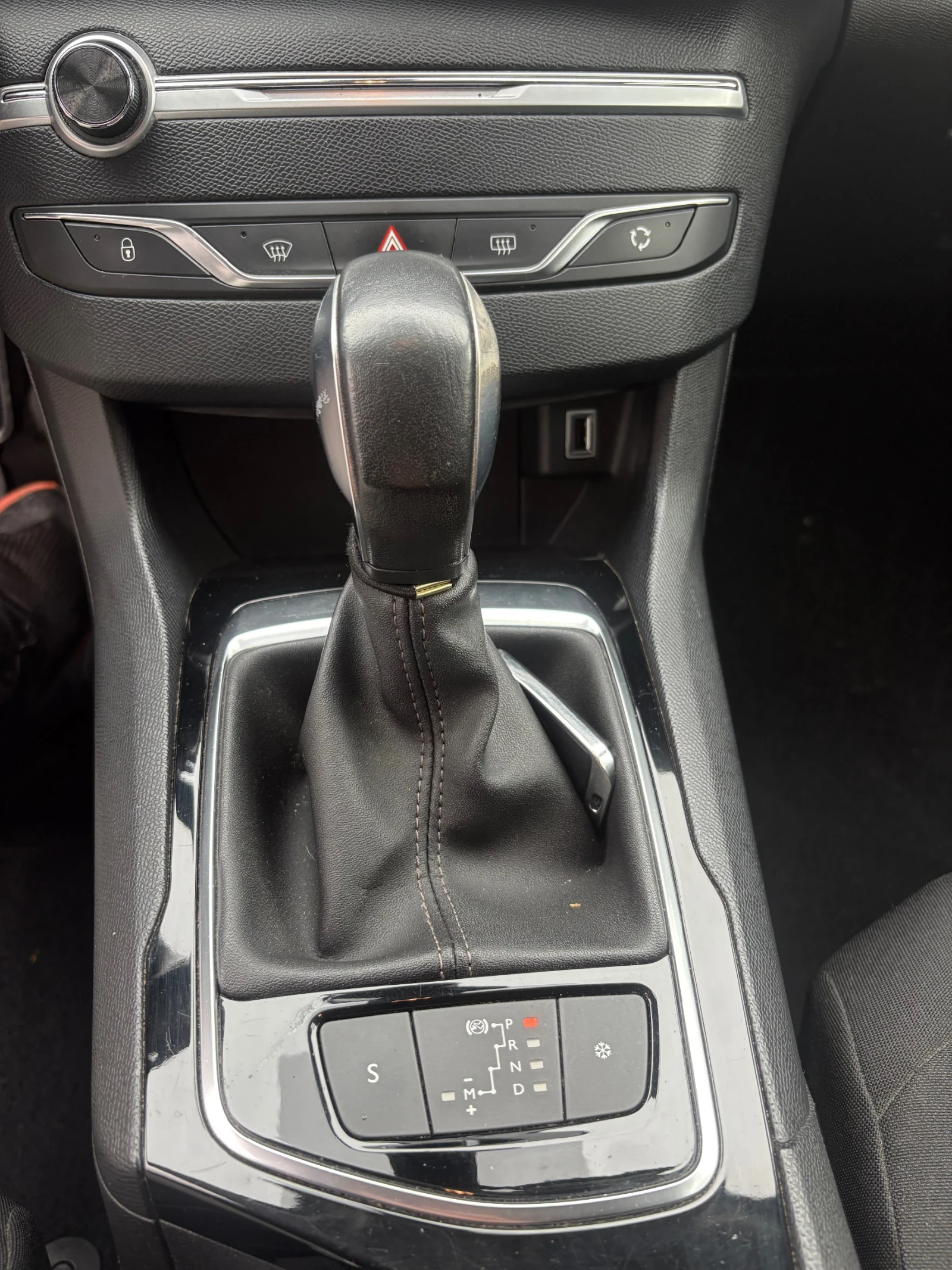 Peugeot 308 1.6  AUT NAVI | Mobile.bg � ����������� 12