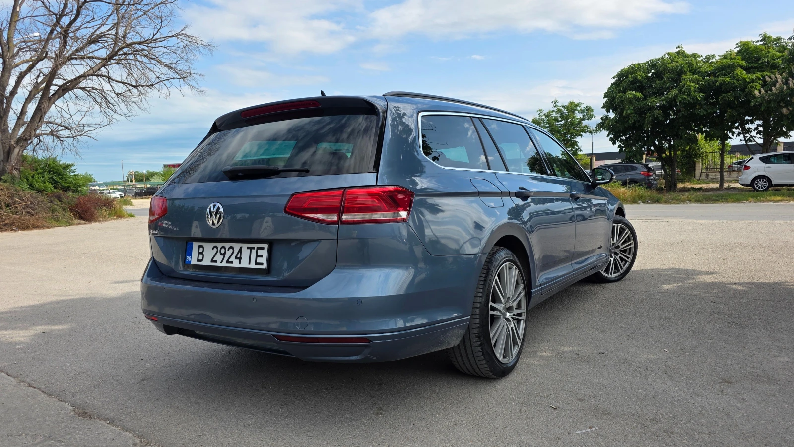 VW Passat УНИКАЛНА, снимка 5 - Автомобили и джипове - 55828389