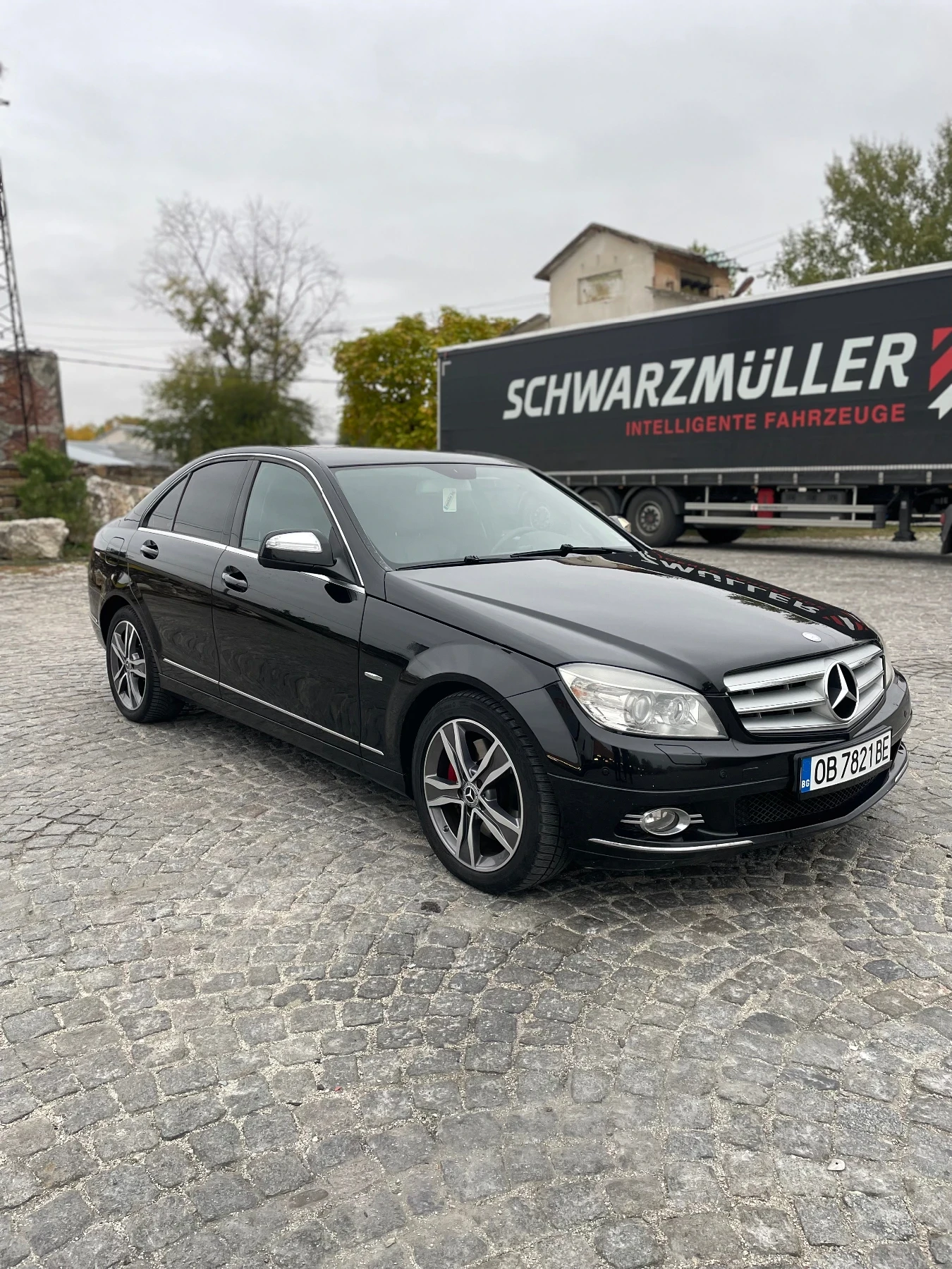 Mercedes-Benz C 320, снимка 2 - Автомобили и джипове - 55931987
