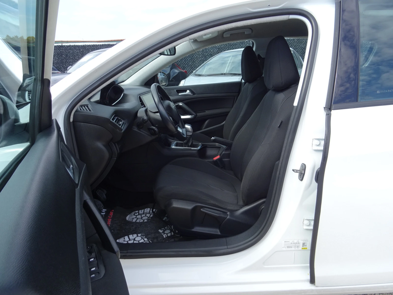 Peugeot 308 1.6blue/hdi Active | Mobile.bg � ����������� 10